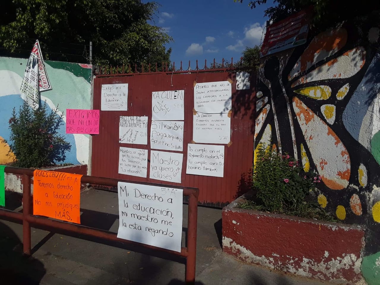 Padres Protestan Por Paro Educativo Escuela Acumula Un Mes Sin Clases