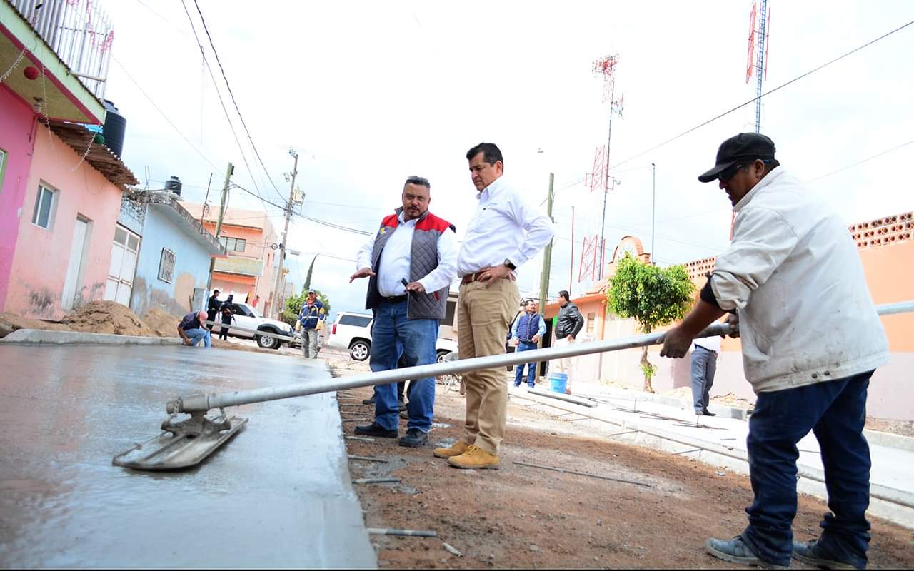 Supervisa alcalde pavimentación de calles en La Piedad