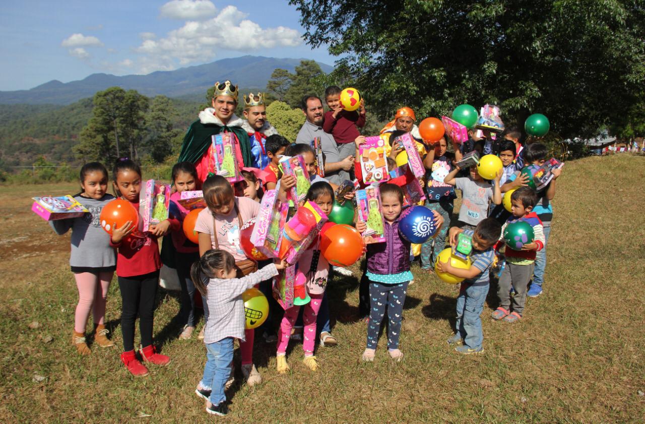 Llegan Los Reyes Magos A 8 Comunidades Del Sur De Uruapan