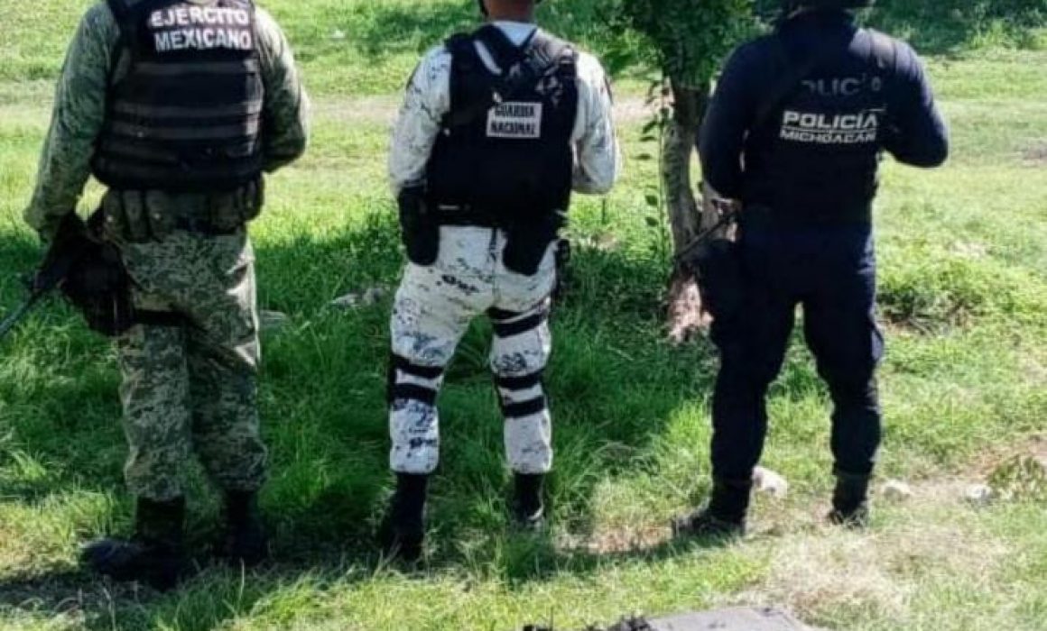 Asegura SSP Sedena Y GN Arma De Fuego Y Cargadores En Huetamo