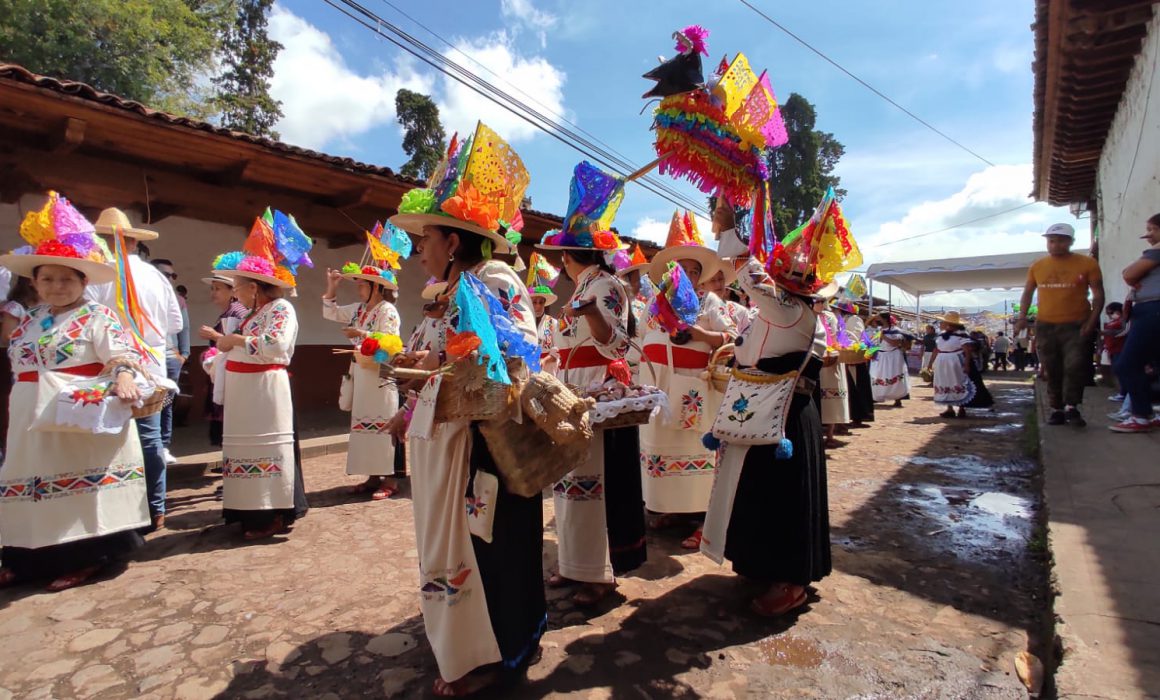 Reconocen A Artesanos Michoacanos Con 64 Incentivos Por 160 Mp