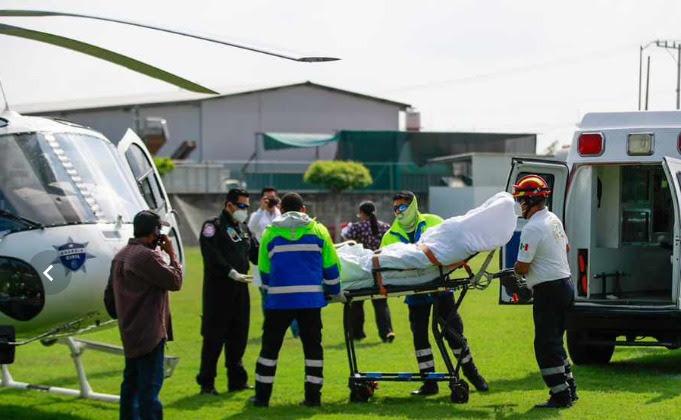 Traslada servicios aéreos a mujer con derrame pleural severo