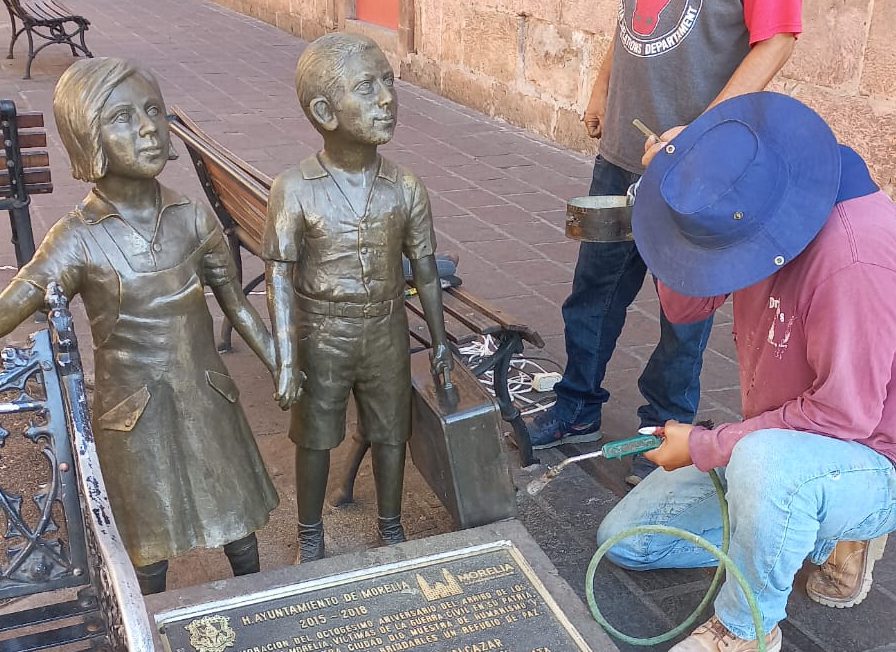 Reparan Escultura En Honor A Llegada De Ni Os Espa Oles A Morelia