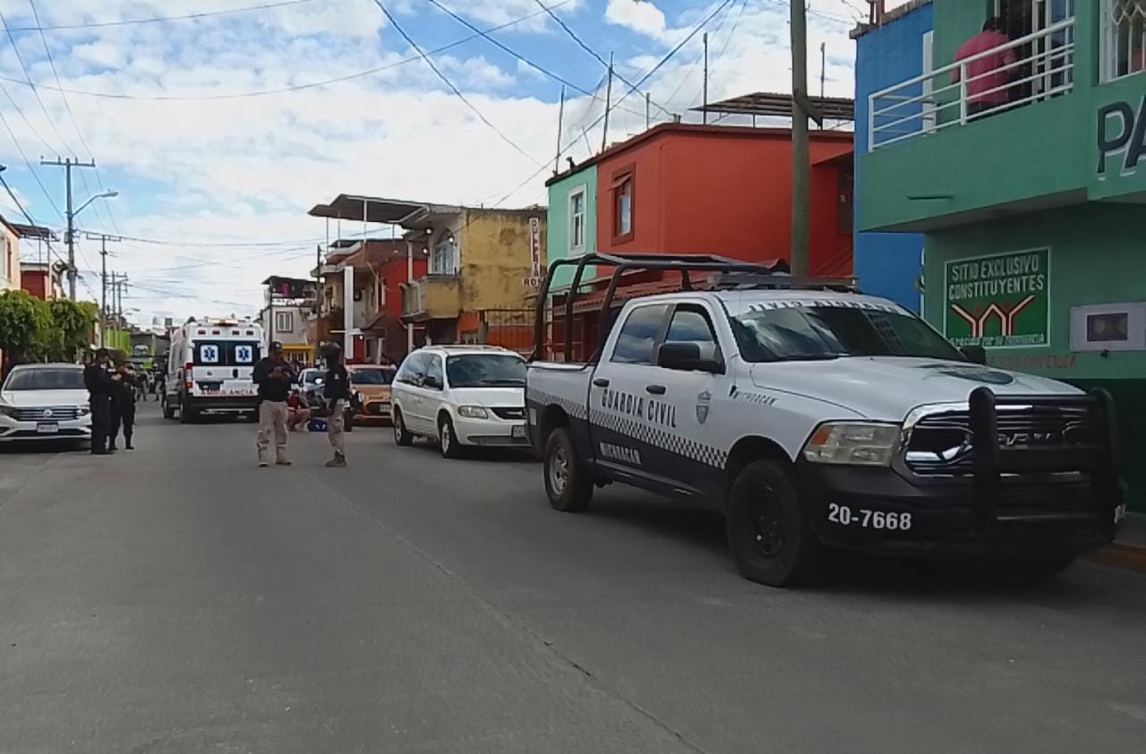 Atacan a balazos a un joven en Uruapan Quadratín Michoacán