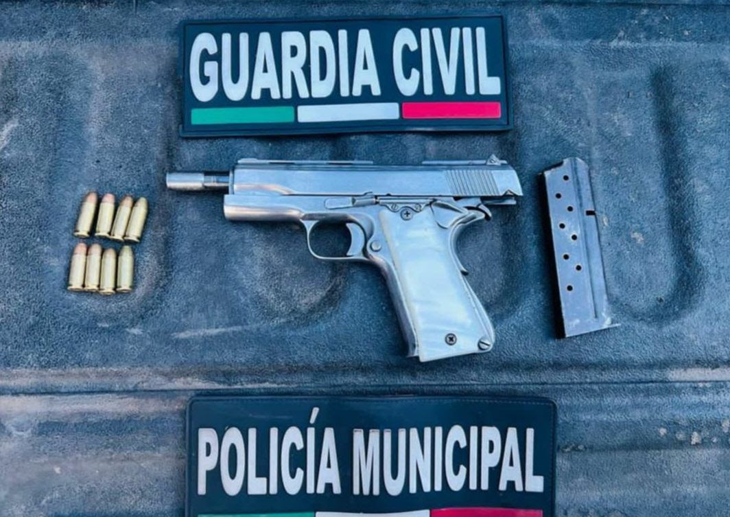 Detienen a 2 en posesión de armas de fuego en Zamora