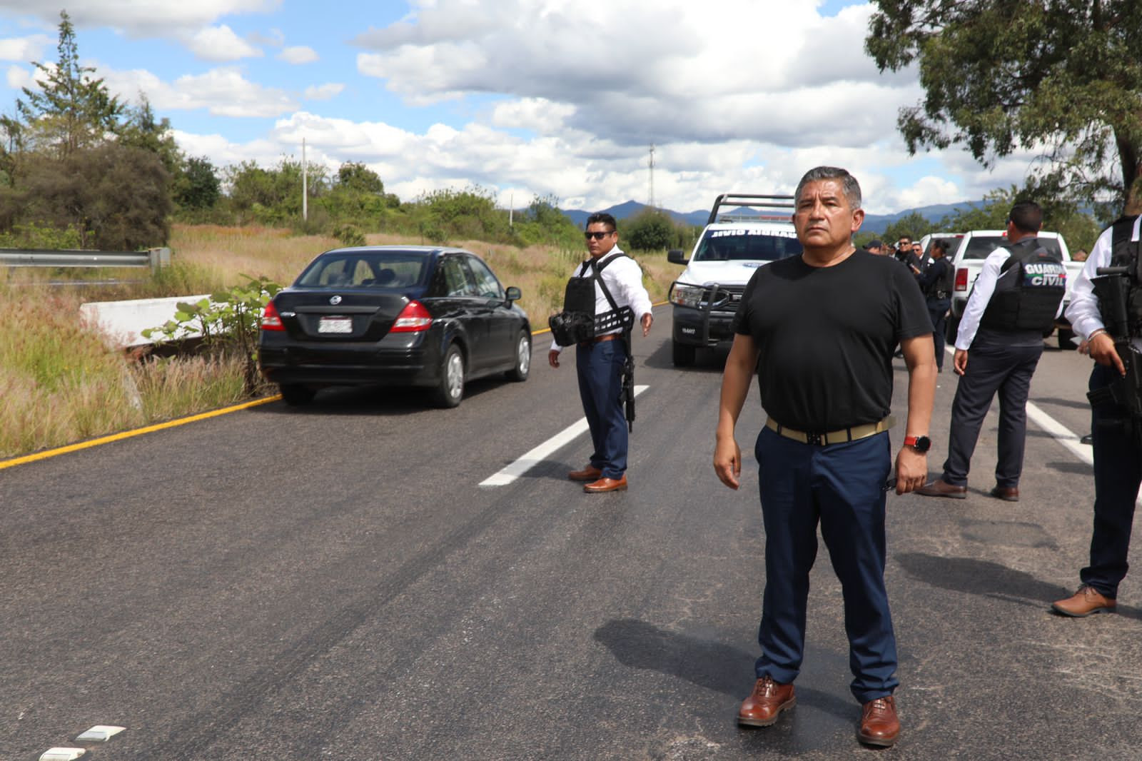 Libera Ssp Carretera Morelia P Tzcuaro De Presuntos Normalistas