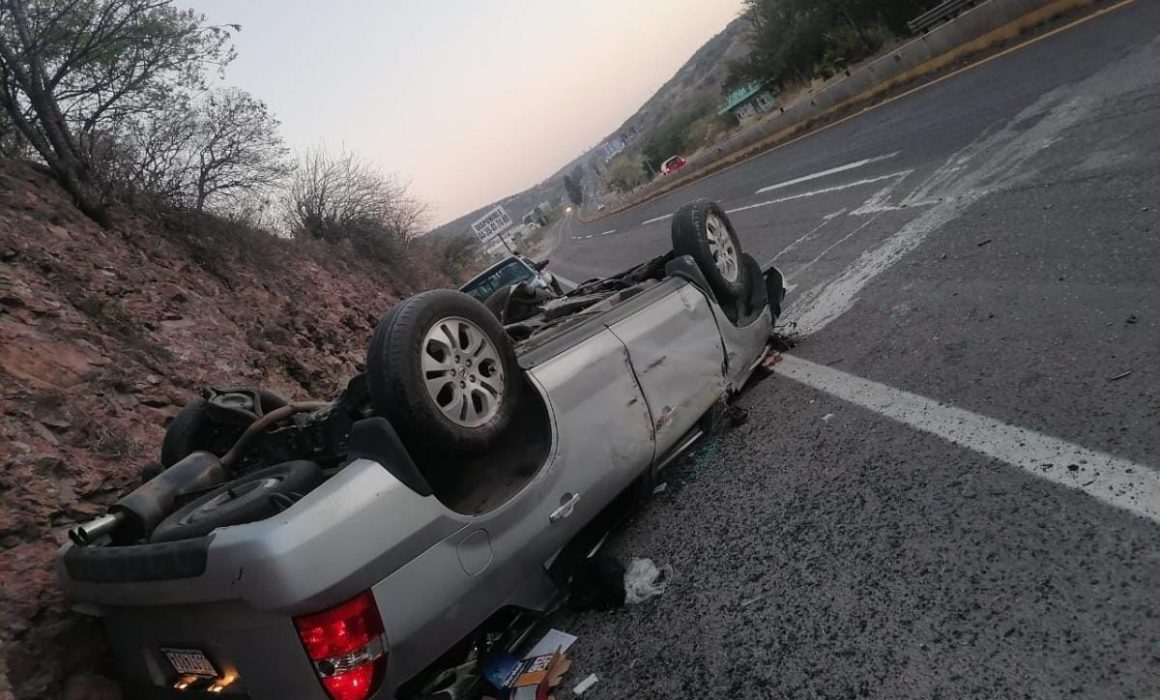 Un lesionado deja volcadura en la Morelia Salamanca Quadratín Michoacán