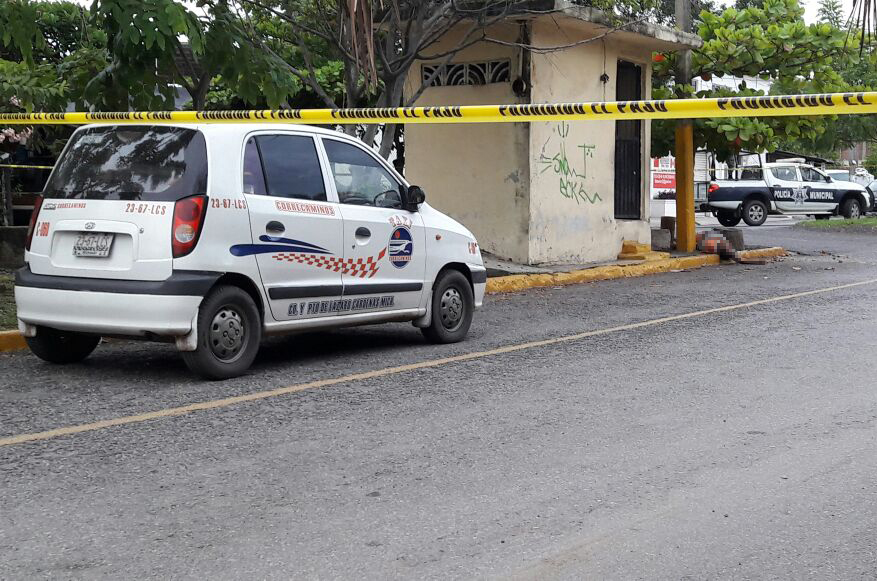 Asesinan A Taxista En La Avenida Heroica De Lázaro Cárdenas