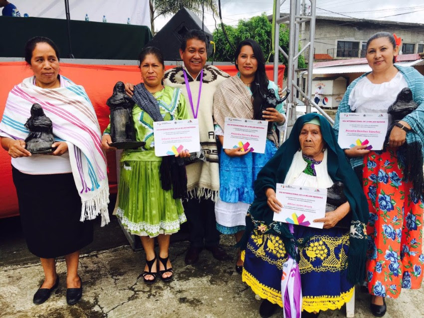 Mujeres Indígenas Son El Alma De Michoacán Ángel Alonso