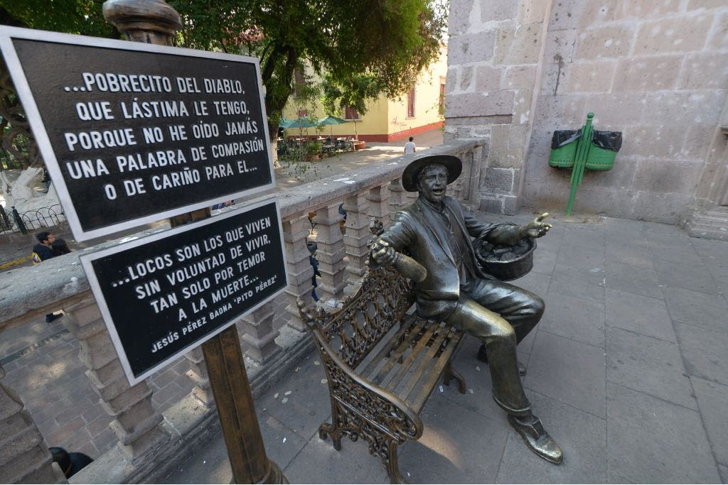 con escultura de pito pérez se potencia vocación cultural de morelia