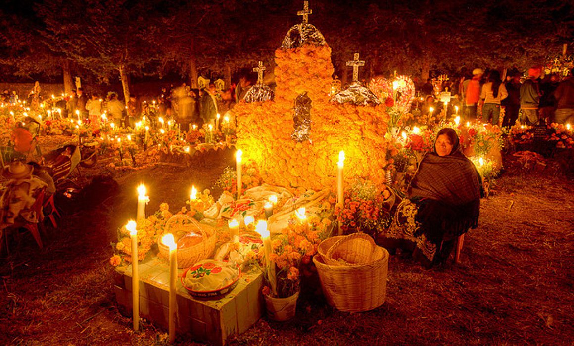 Prevén incremento del turismo un 7% por Noche de Muertos en Michoacán