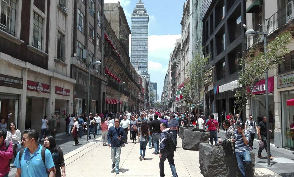 Ciudad De México Con Instantes De Equilibrio En Medio Siglo Mauleón