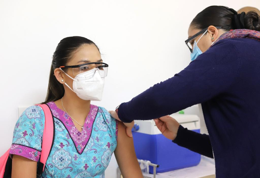 Due to storm in the US, vaccination of teachers is delayed until January 12