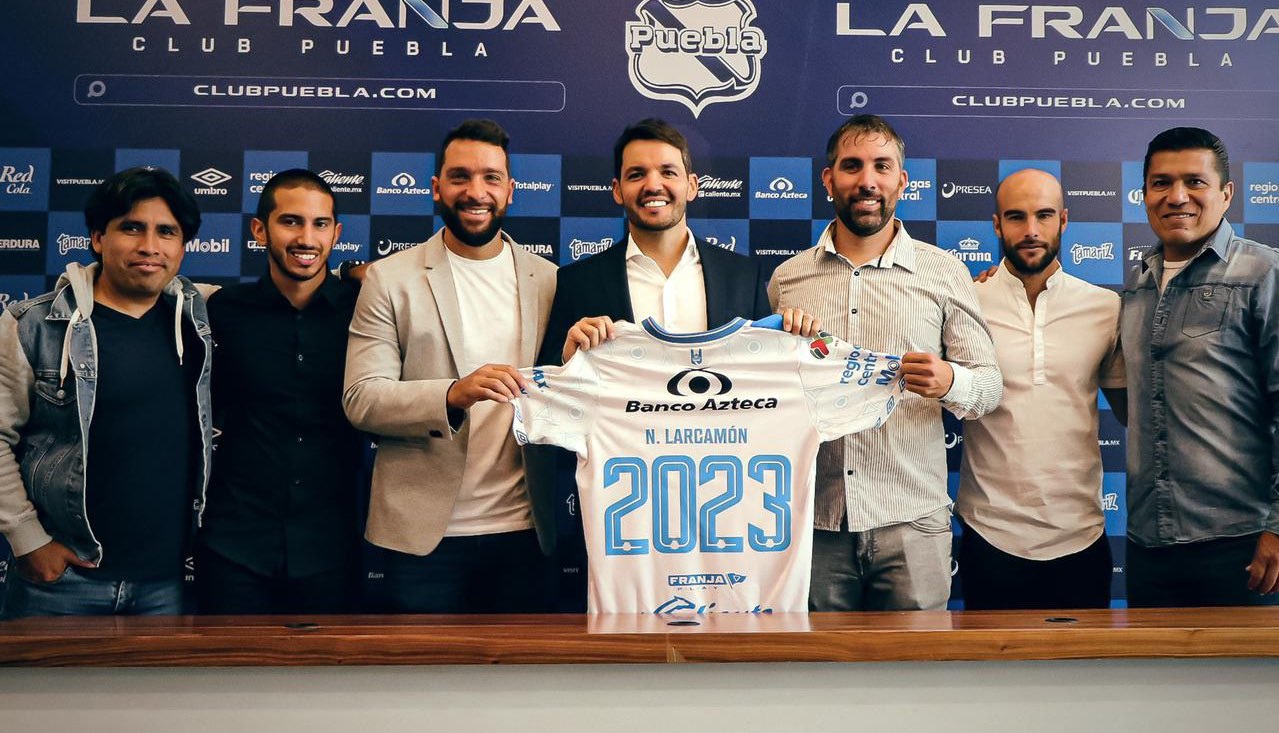 Renueva Lacarmón con Puebla hasta 2023