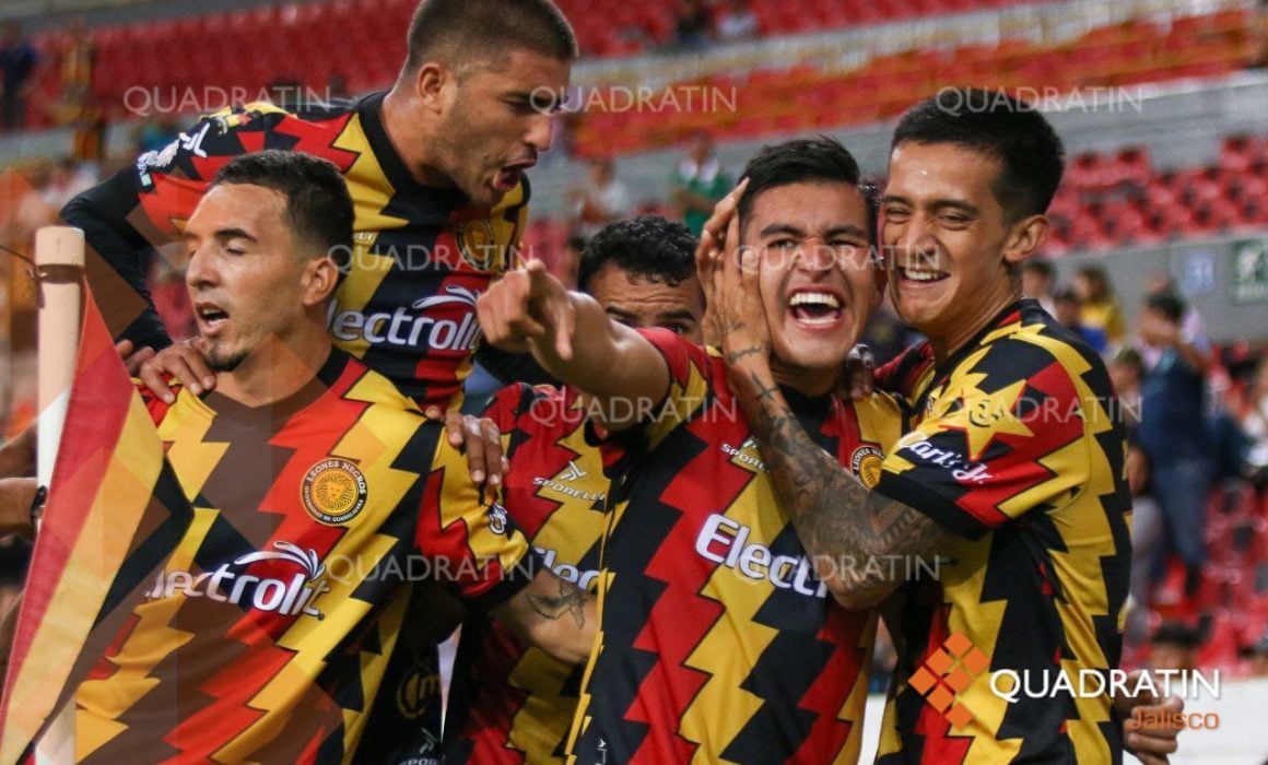 Leones Negros remonta y está en semifinales