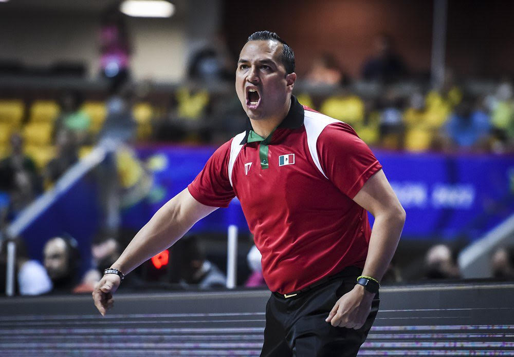 Ratifican a Omar Quintero como entrenador de la selección de basquetbol