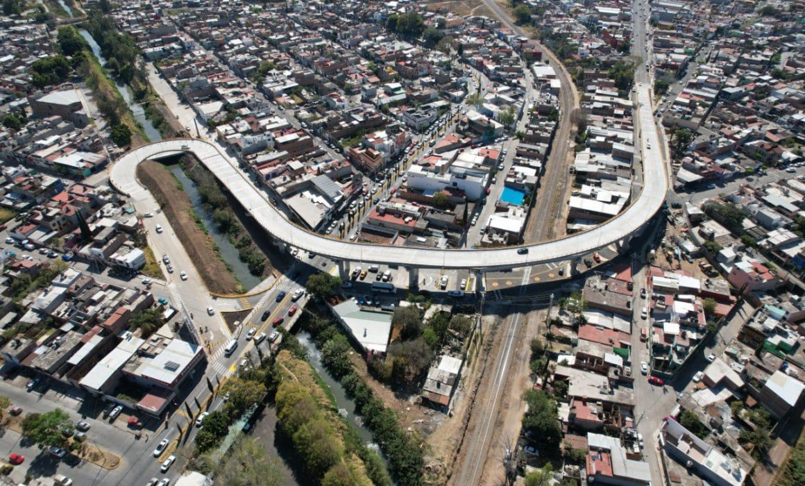 Puente De Siervo De La Nación Aguarda Liberación De Derechos