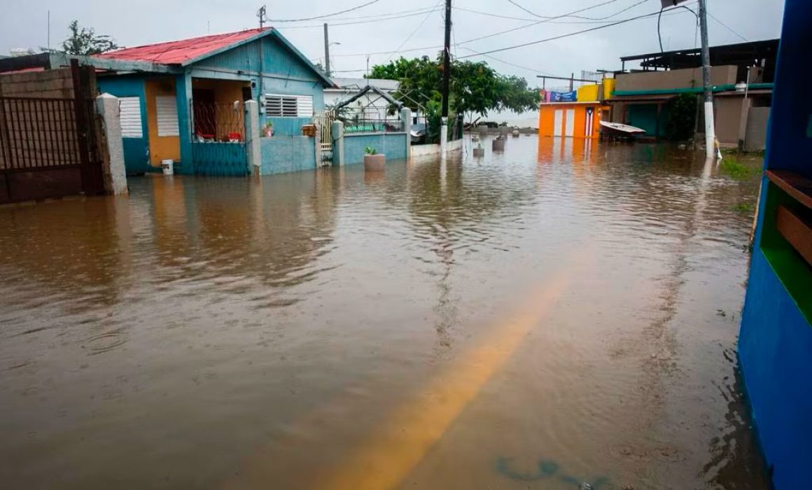 Llama Infonavit a usar seguro de daños a viviendas tras huracán Lidia