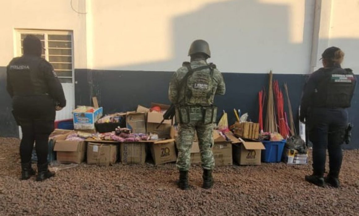 Decomisan Guardia Civil Y Sedena Pirotecnia En Apatzingán