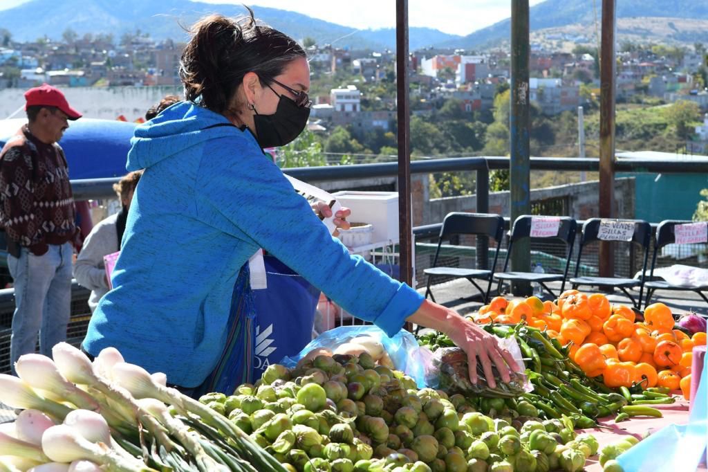 Con Aumento Al Salario M Nimo Comerciantes Esperan M S Venta