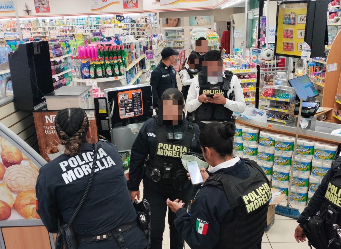 Detiene Policía Morelia A Sospechoso De Robo En Farmacia Quadratín Michoacán 7912